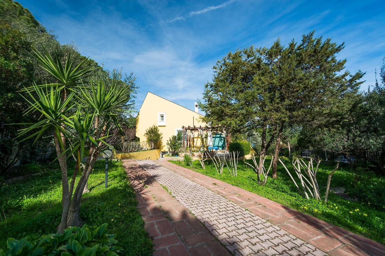 Hotiday Apartment Collection - Villa Alba Cala Liberotto Exterior photo